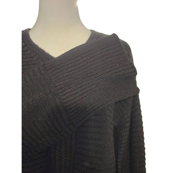 DG2 by Diane Gilman Women's Size Medium Black Knit Pullover Sweater - Picture 3 of 7